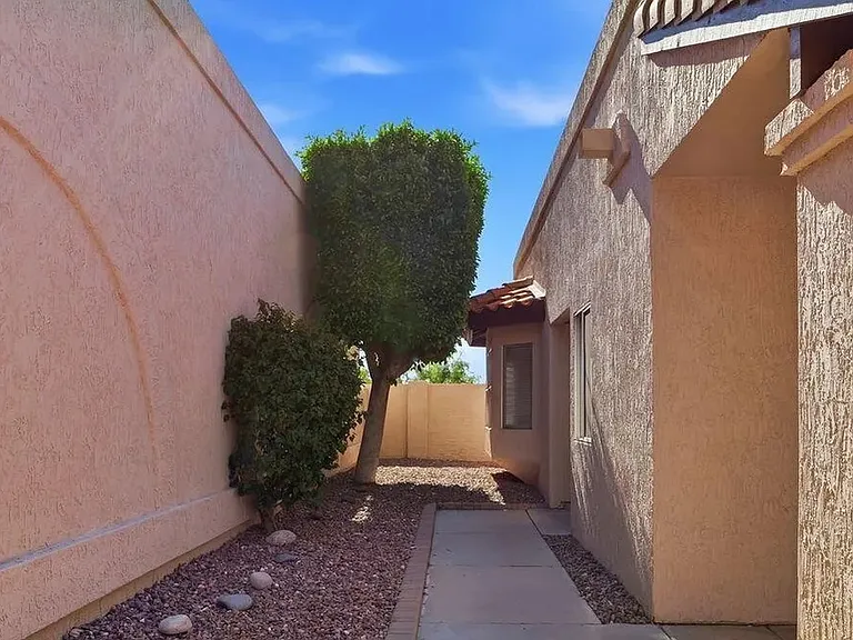 10961 E Hope Dr — Photo 20