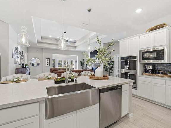 2nd image of 6618 Nichols Lndg