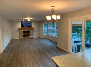 10901 Cedarberry Pl, Saint Louis, MO 63123