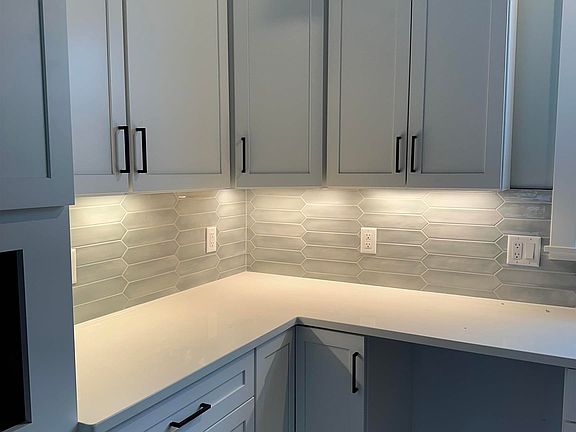 5th image of 10643 Aston Ln