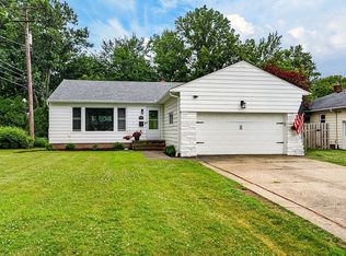 5536 Sheldon Rd, Lyndhurst, OH 44124