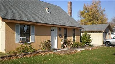 3rd image of 4760 69th St