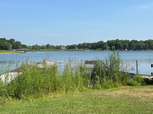 224 Grove Rd, Wyoming, MN 55092