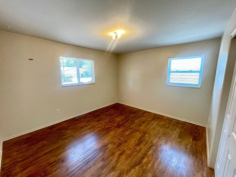 1201 Ponderosa Dr — Photo 8