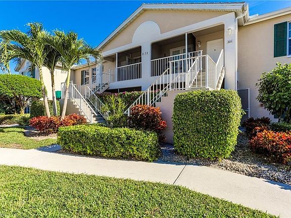 2nd image of 832 Tanbark Dr APT 202