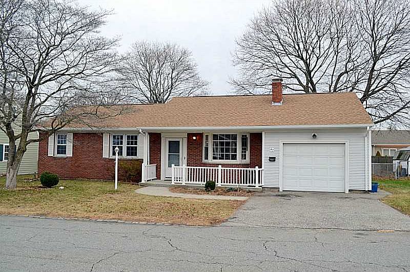 1st image of 47 Gillen Ave