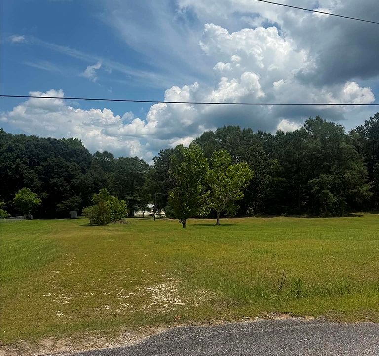 2nd image of 285 Lee Road 118