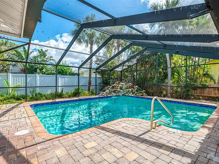 1224 S View Dr — Photo 45
