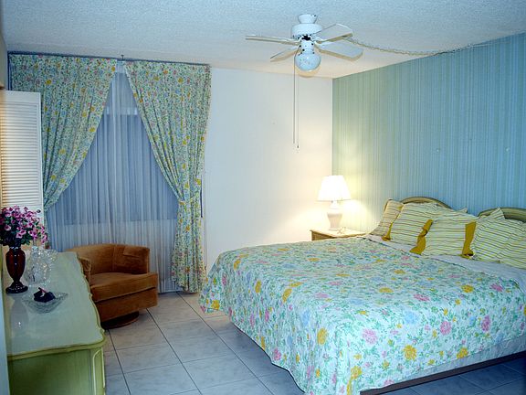 4th image of 5960 Pine Cone Ct APT A-1