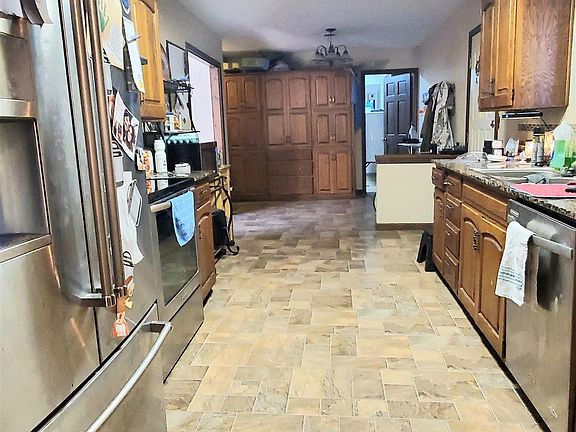 5th image of 3501 Lincoln Dr