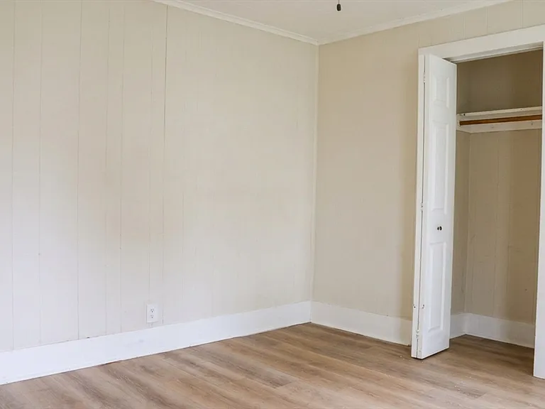 17 Granite St #1 — Photo 2