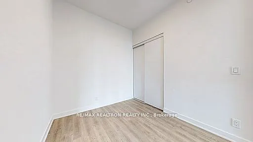 30 Upper Mall Way #A-1903 — Photo 11