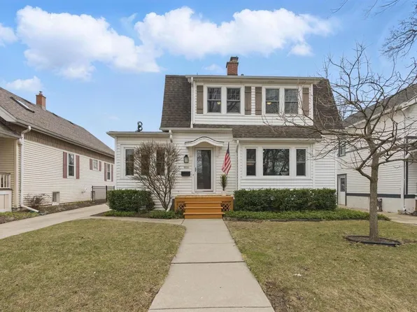 2031 East Wood Place, Shorewood, WI 53211