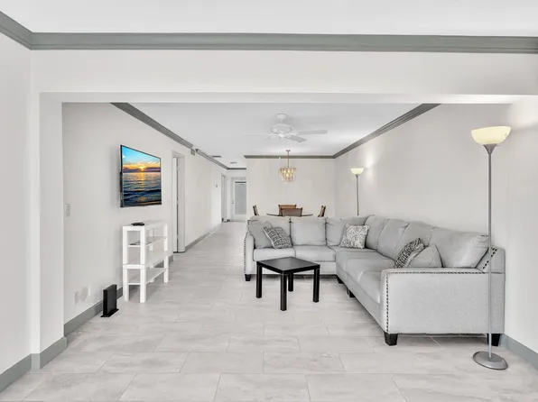 1541 NW 20th Avenue #102, Delray Beach, FL 33445