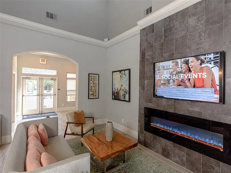 Wolf Ranch Condominium Rentals — Photo 16