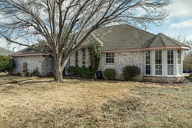 1st image of 6202 Coral Ln