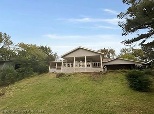 805 E 6th St, Heavener, OK 74937