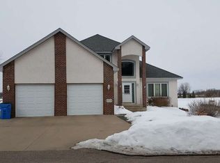 33210 Marmon Dr NE, Cambridge, MN 55008
