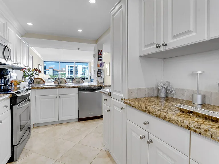 2687 N Ocean Blvd #G-305 — Photo 17