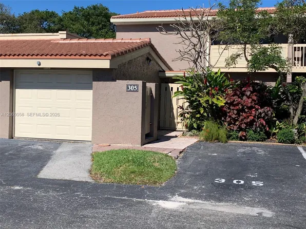 305 Bonnie Brae Way #27, Hollywood, FL 33021