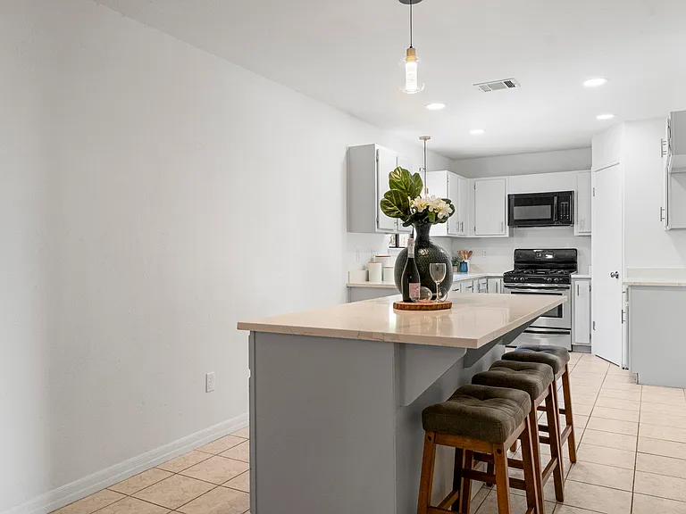 13004 Esplanade St — Photo 34