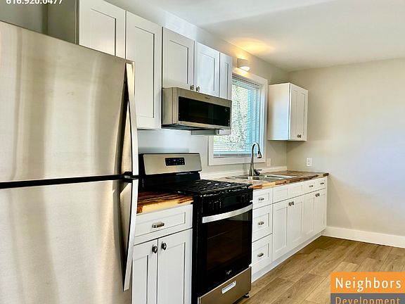 4th image of 223 W Grand Ave #1