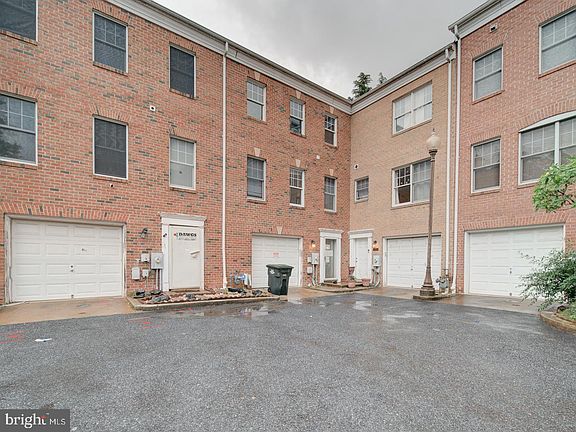 2nd image of 881A Barnaby Rd SE