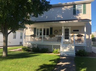 1918 Garfield St, Two Rivers, WI 54241