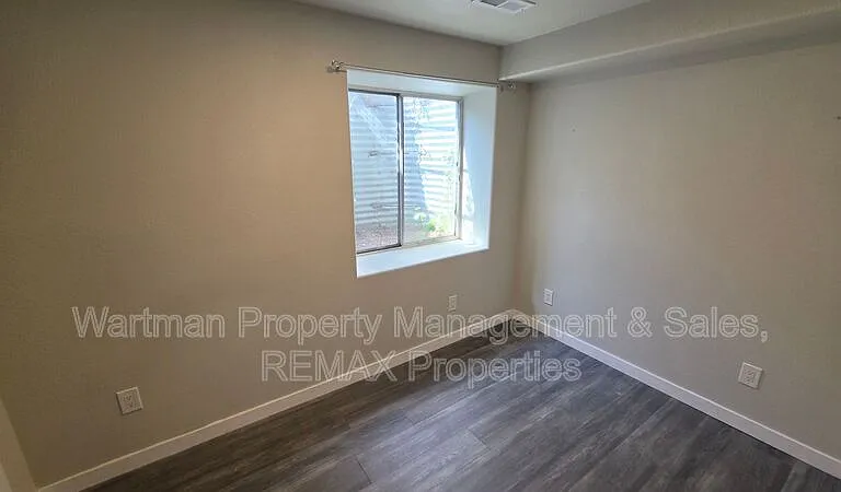 4231 Charleston Dr — Photo 18
