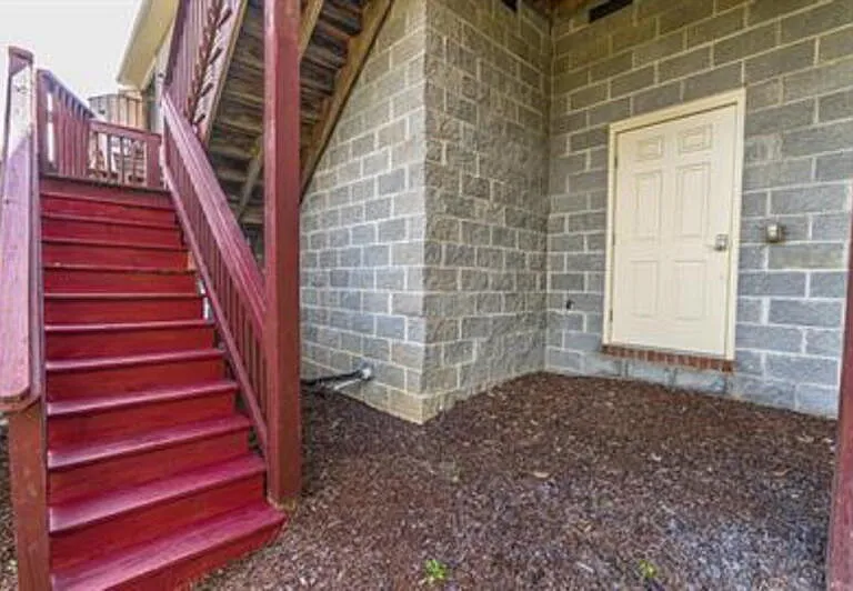 90 Cypress Cir — Photo 24