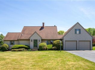 43 Lepes Rd, Portsmouth, RI 02871