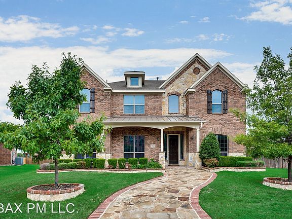 3rd image of 7925 Aspermont Dr