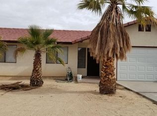 5765 Hall Ln, Twentynine Palms, CA 92277