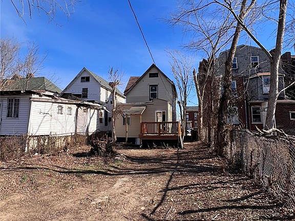 4th image of 1215 N Euclid Ave
