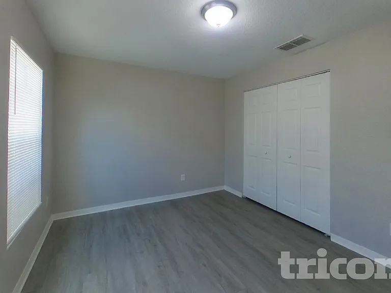 703 Bainbridge Loop — Photo 11