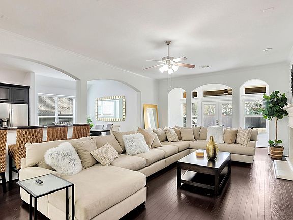 2nd image of 51 Prairie Falcon Pl