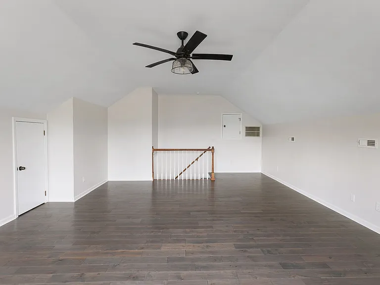 8001 Anna Ct — Photo 36