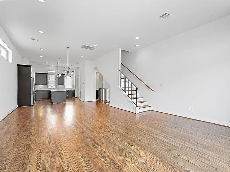 4213 Schuler St — Photo 5