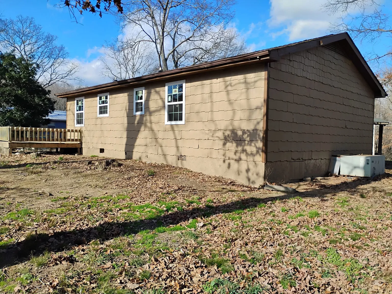 3 bed, 1040 sqft, $1,595 — Photo 2