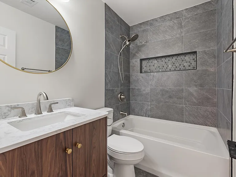 2494 Etiwan Ave #K11 — Photo 4