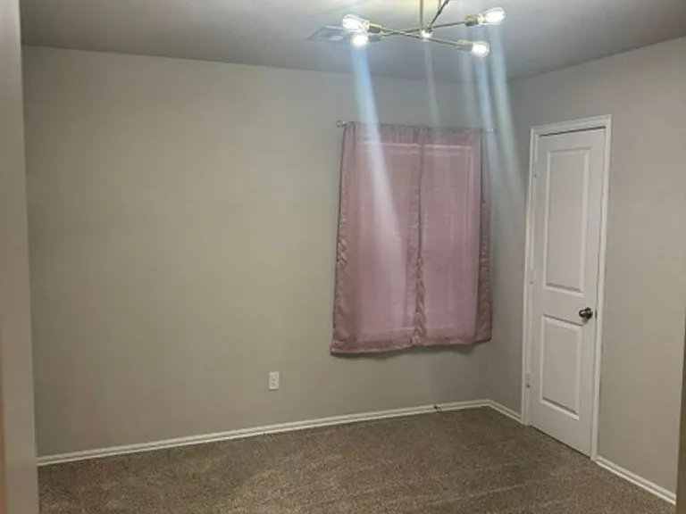 3213 Rushmore St — Photo 11