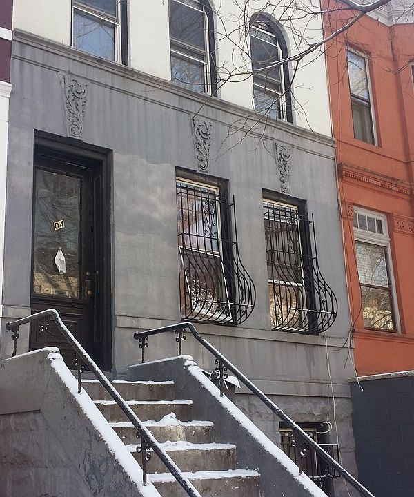 1st image of 902 Saint Johns Pl