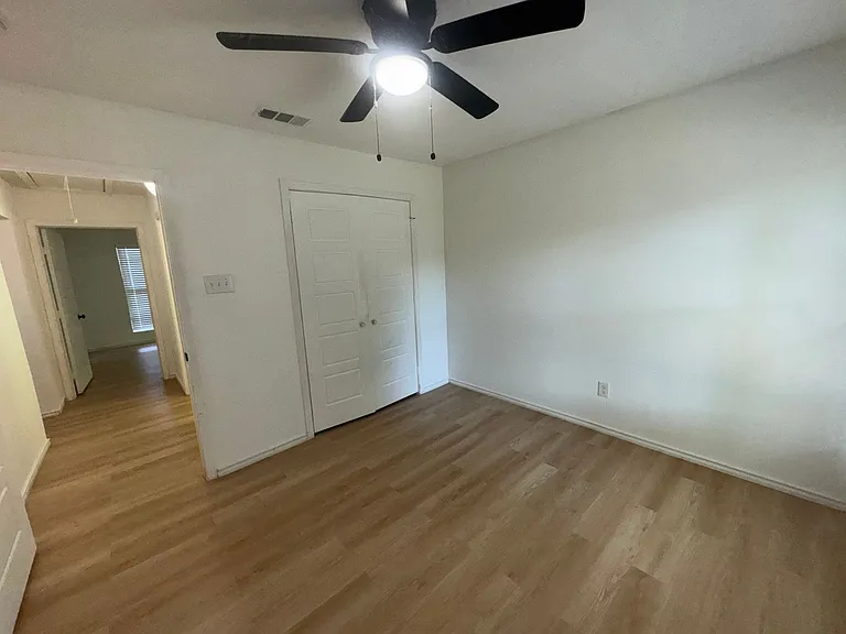 3518 Grafton Ave — Photo 10