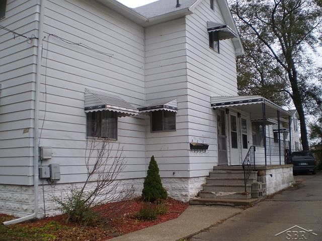 2nd image of 402 King St