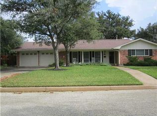 1105 Ruskin Dr, Bryan, TX 77802