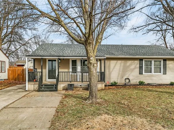 1207 N Atherton Rd, Independence, MO 64056