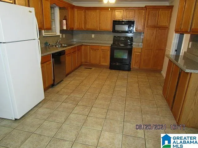 2 Rich Dr — Photo 7