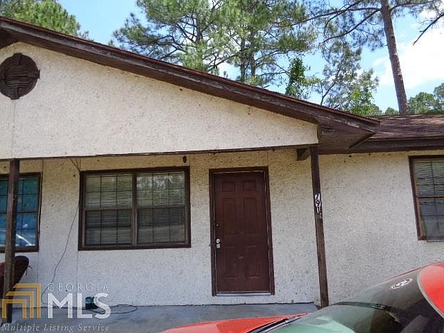2nd image of 791 Douglas Dr #B