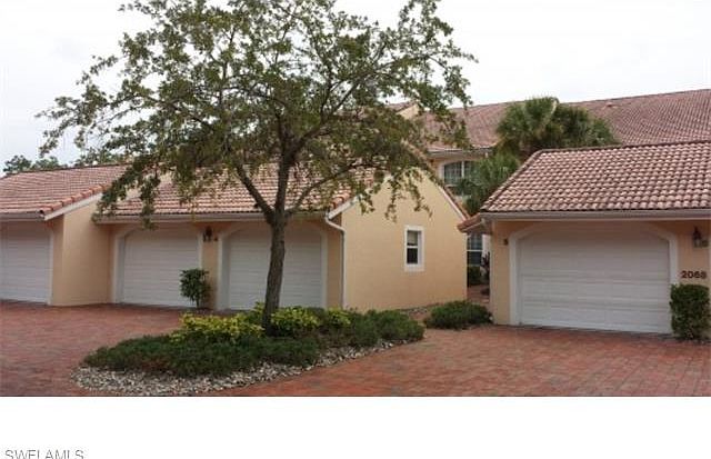 1st image of 2068 Cascades Dr APT 4