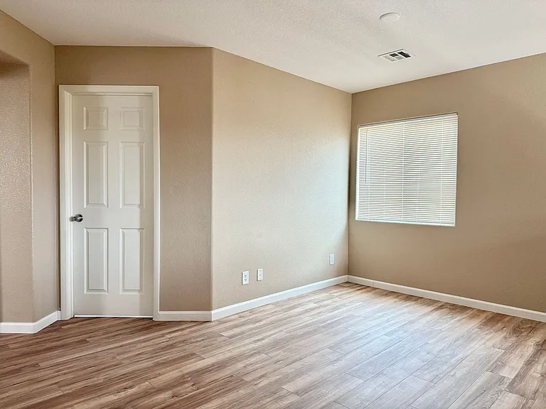 9070 Vintage Wine Ave — Photo 35
